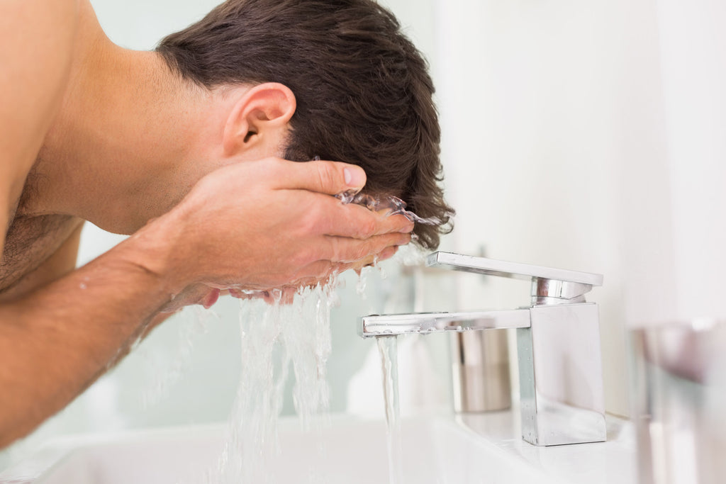 4 Reasons Men Should Wash Their Face